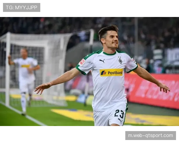 门兴换帅波兰斯基后客场三连胜，防守零封对手。